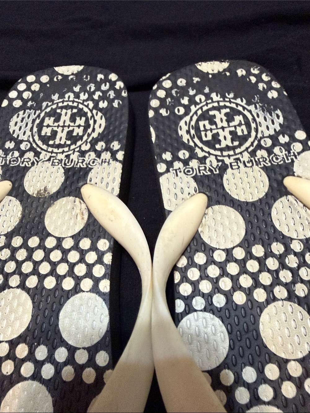 Tory Burch Black & White Polka Dot Logo Flip Flops - Picture 8 of 8